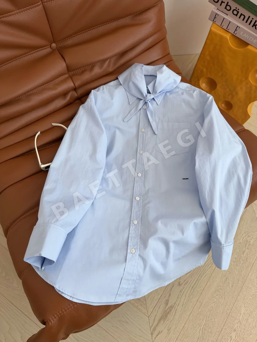 프라다 자수 넥타이 디자인 여성 셔츠 상세 이미지 7