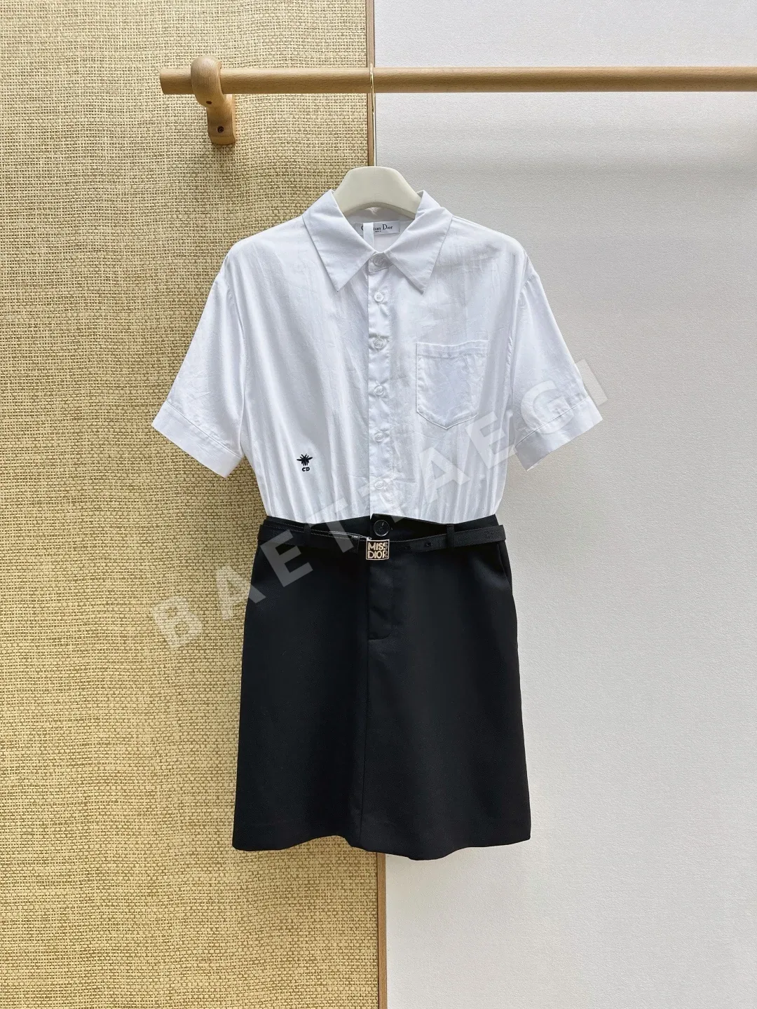 디올 CD로고 자수 벨트 슬림핏 투피스 원피스 상세 이미지 2
