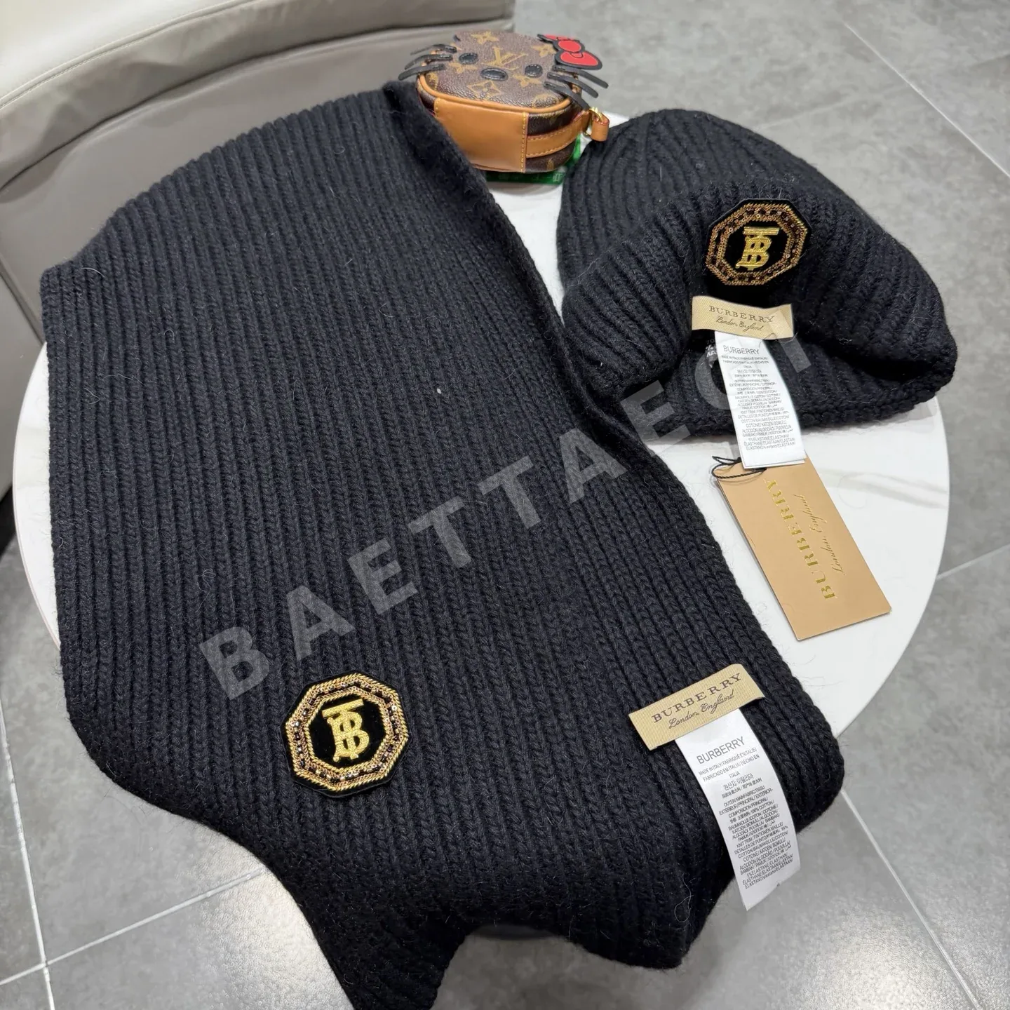 구찌 토끼털 모자 스카프 세트 상세 이미지 9
