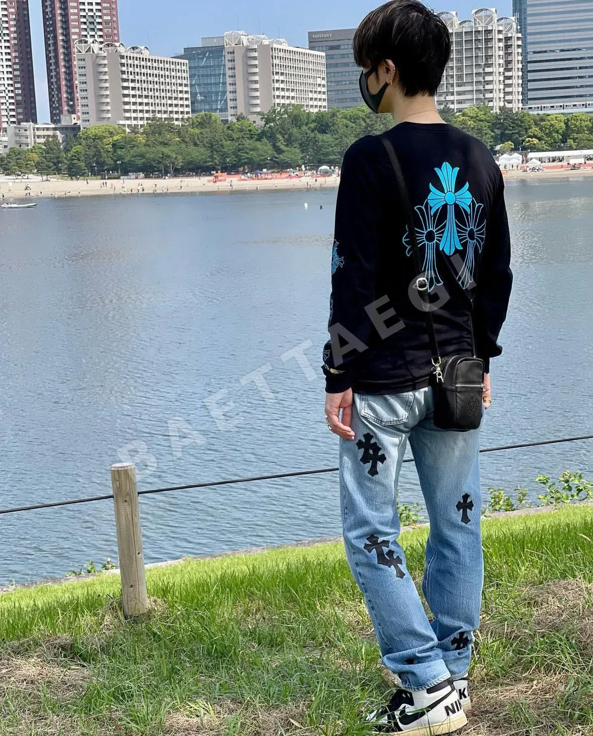 크롬하츠 여성 긴팔 티셔츠 상세 이미지 4