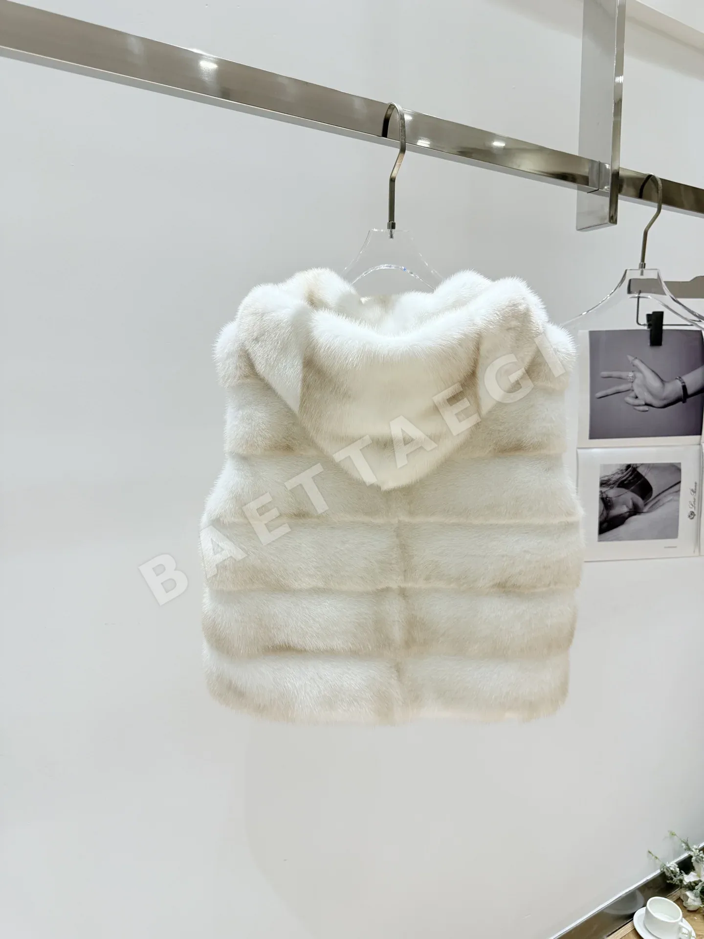 디올 밍크 조끼 상세 이미지 8