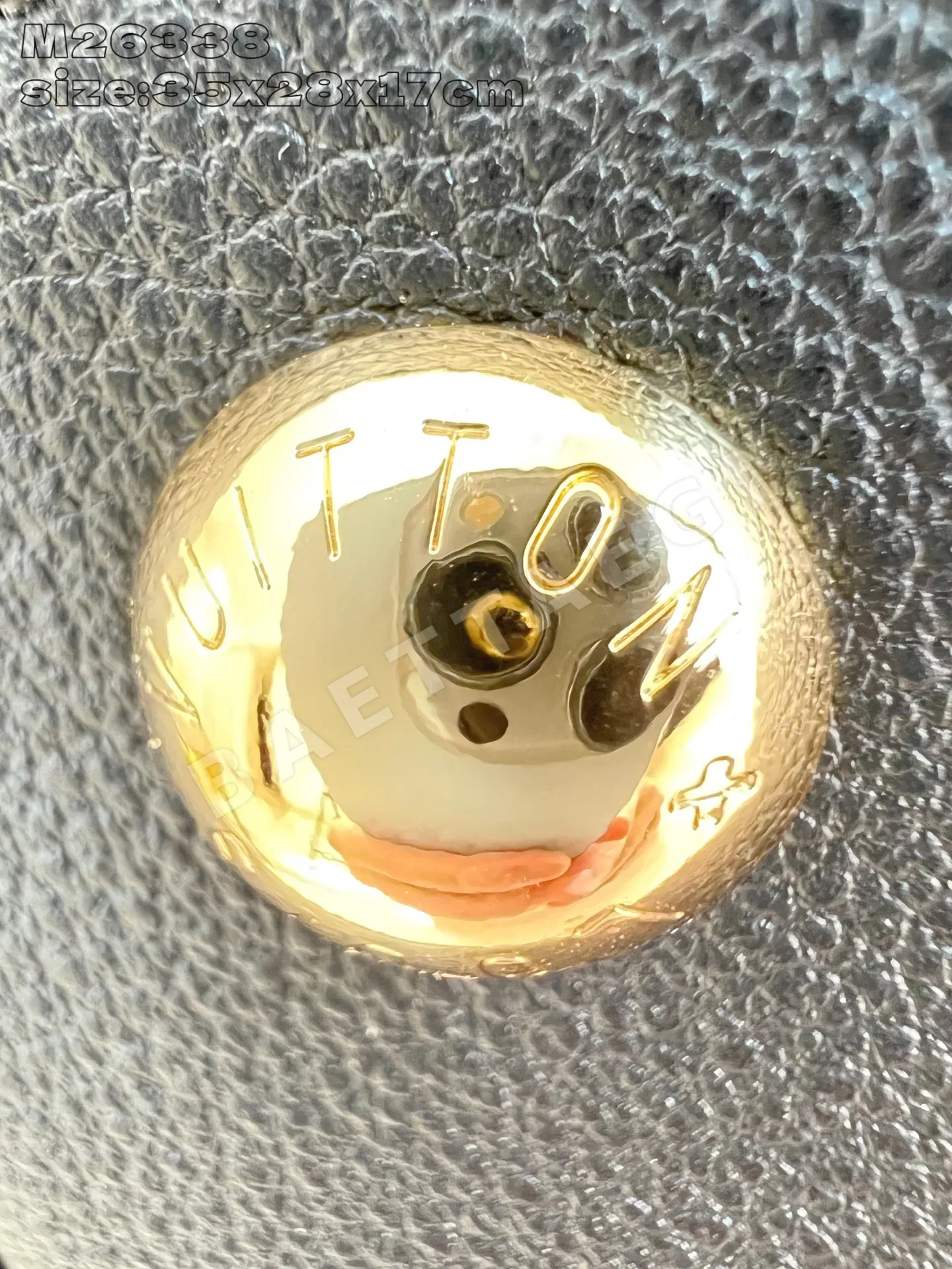 루이비통 M26338 블랙 반듀름 가방 상세 이미지 6