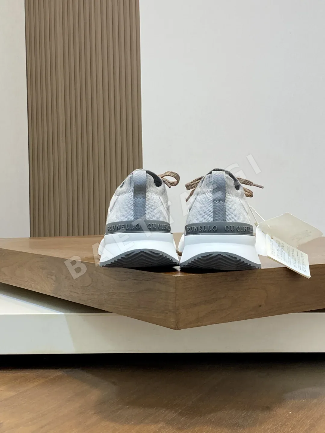 브루넬로쿠치넬리 스니커즈 남성 스웨이드 러버 솔 상세 이미지 8