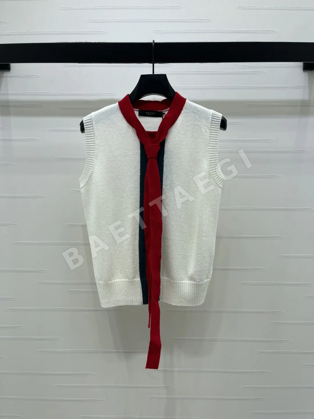 구찌 나비넥타이 울 니트 베스트 53994