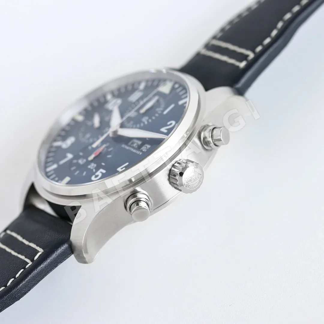 IWC 파일럿 페트로나스 그린 다이얼 시계 상세 이미지 6
