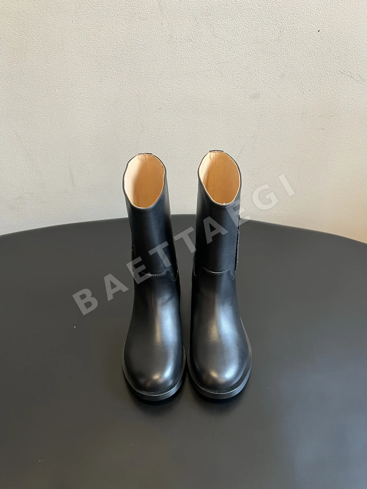 디올 부츠 배지 자수 207484