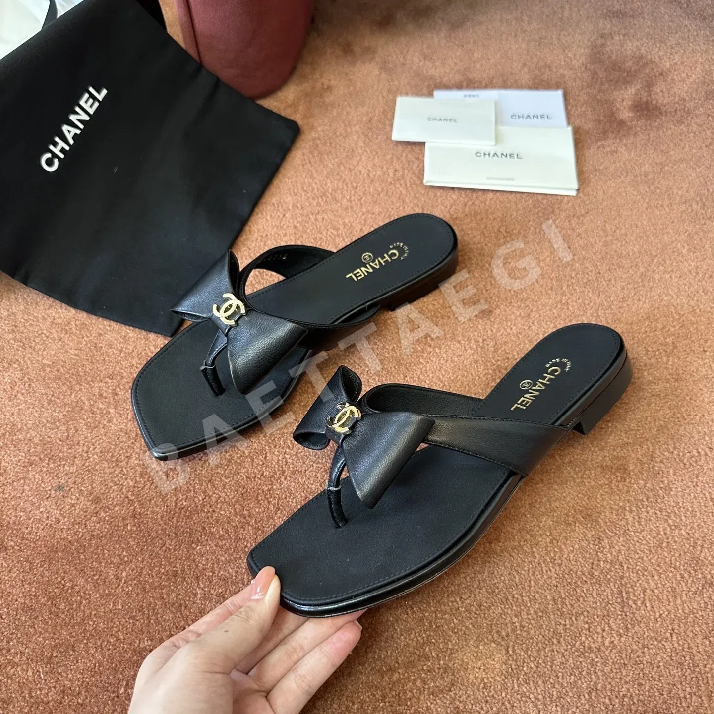 샤넬 카멜리아 플랫 샌들 상세 이미지 6