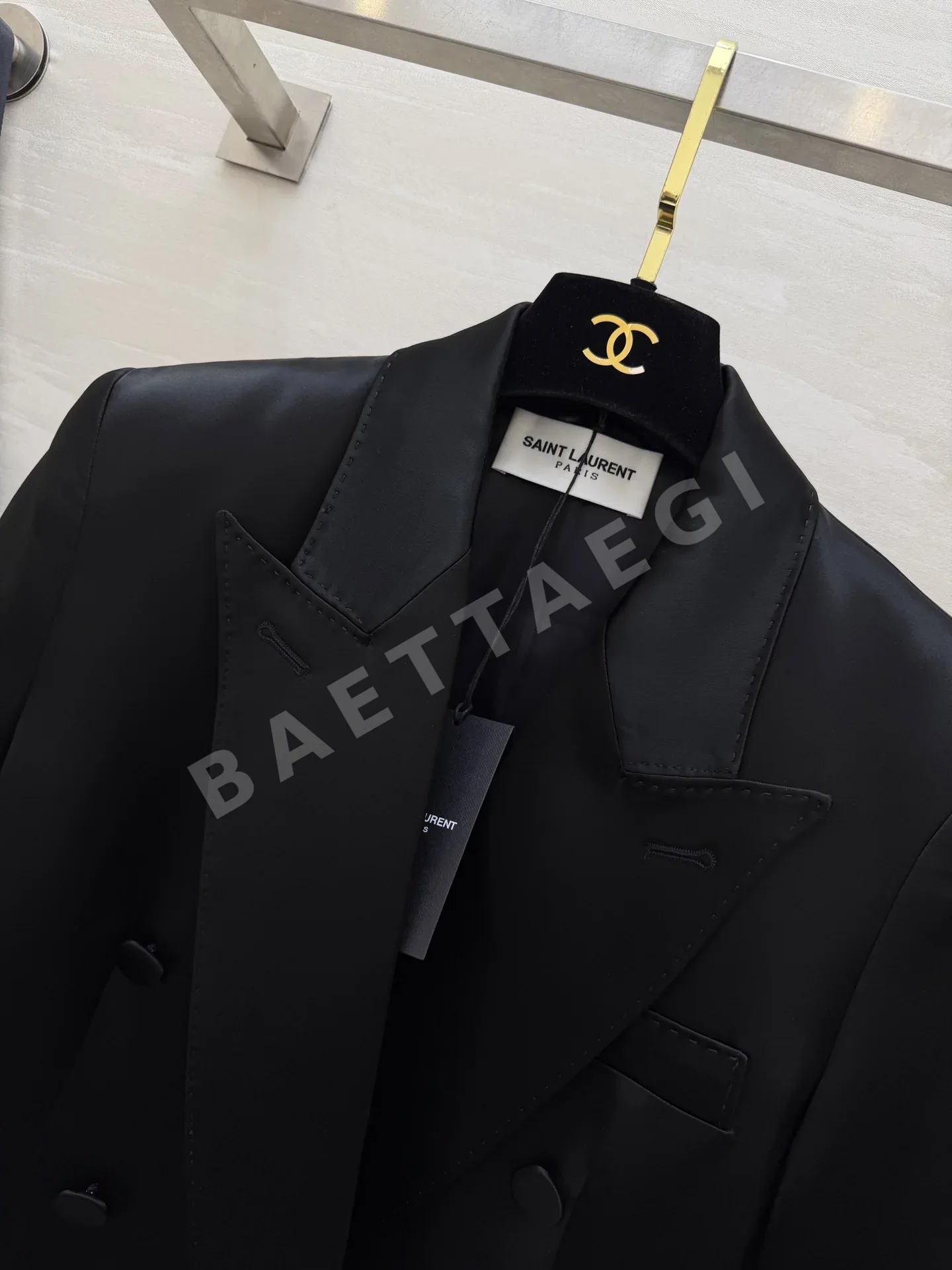 생로랑 아세테이트 새틴 더블 브레스티드 자켓 상세 이미지 4