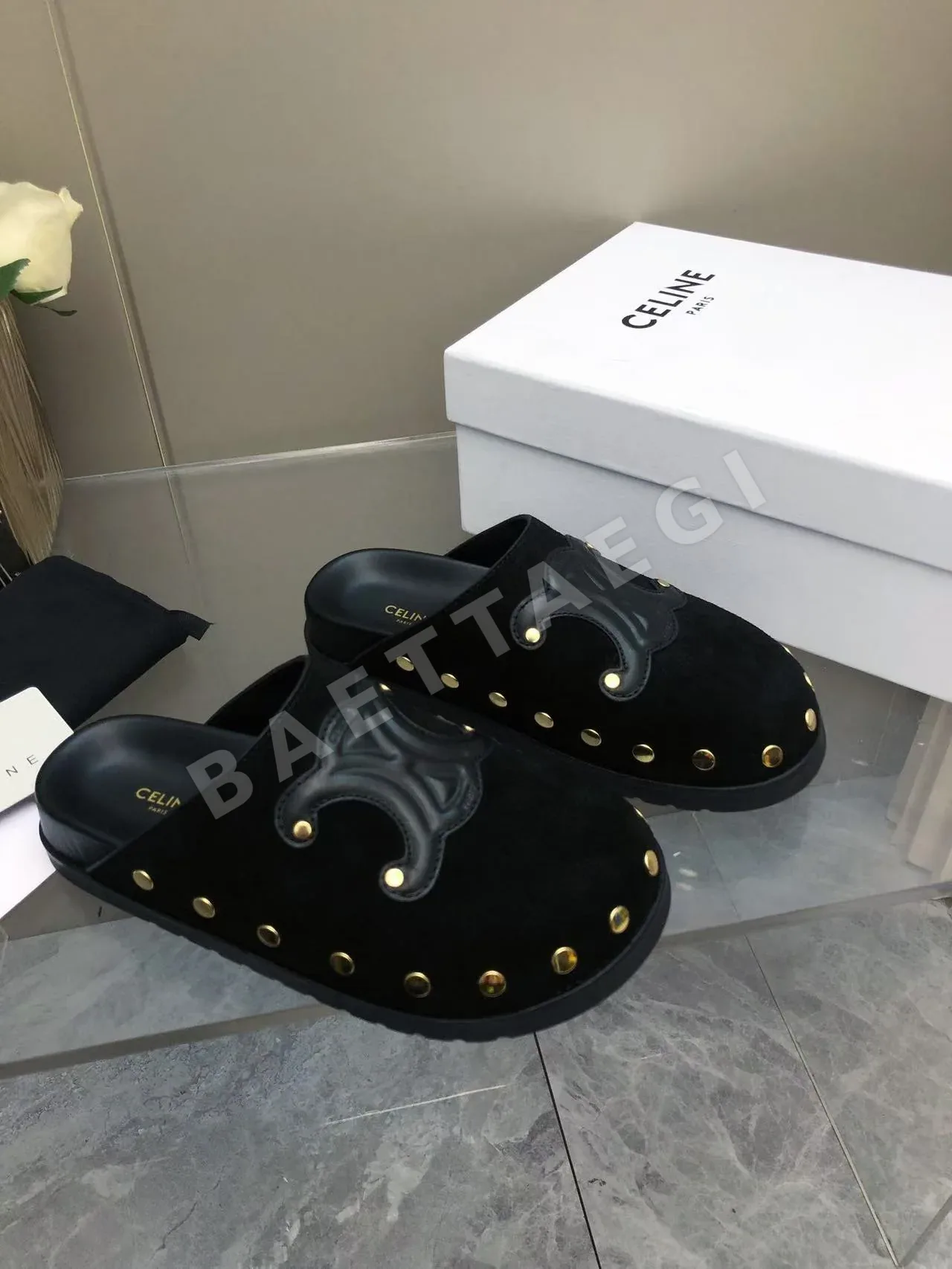 셀린느 브라운 스웨이드 버켄스탁 신발 98767