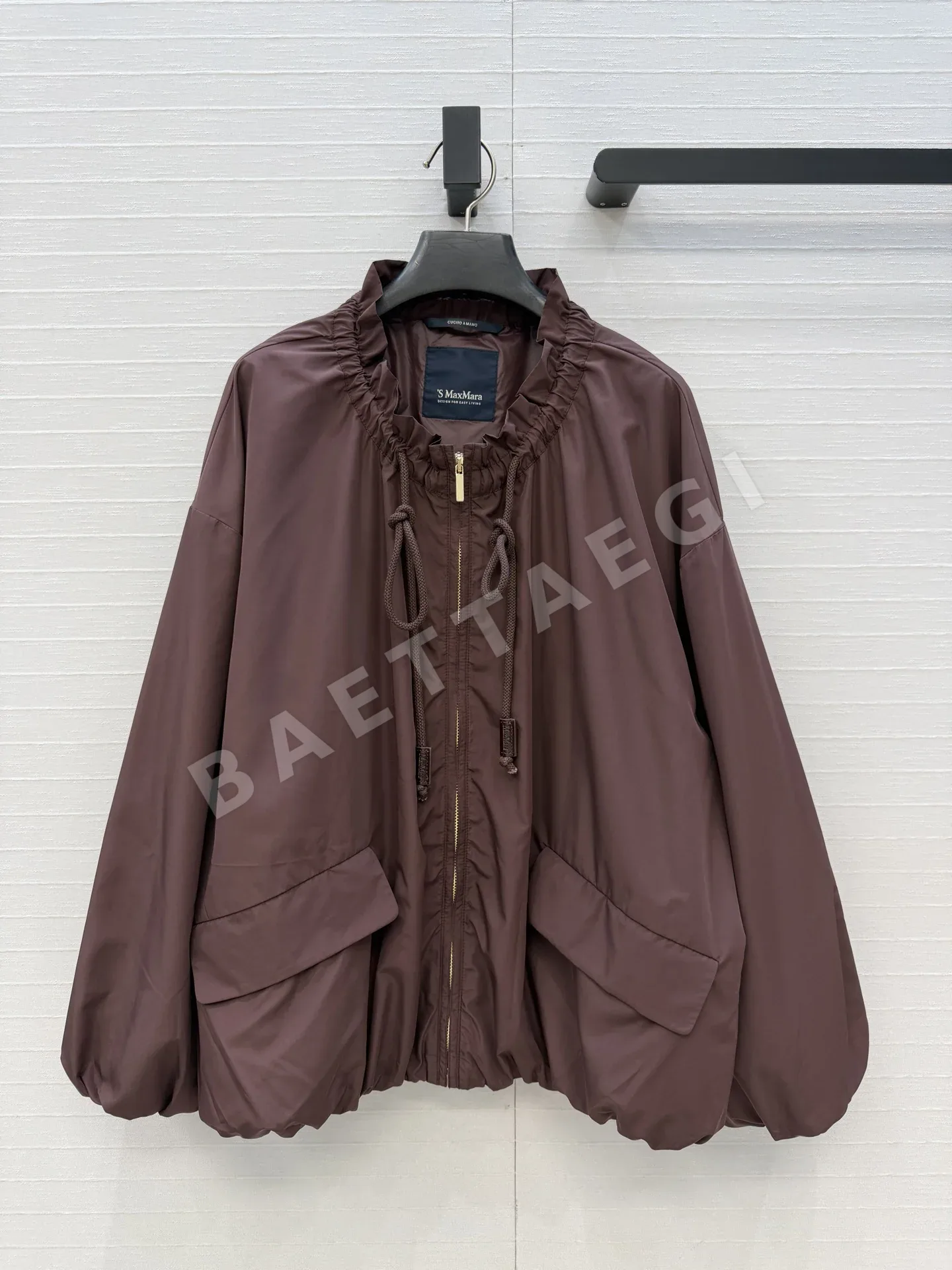 막스마라 드로스트링 레이스 카라 트렌치코트 자켓 상세 이미지 2