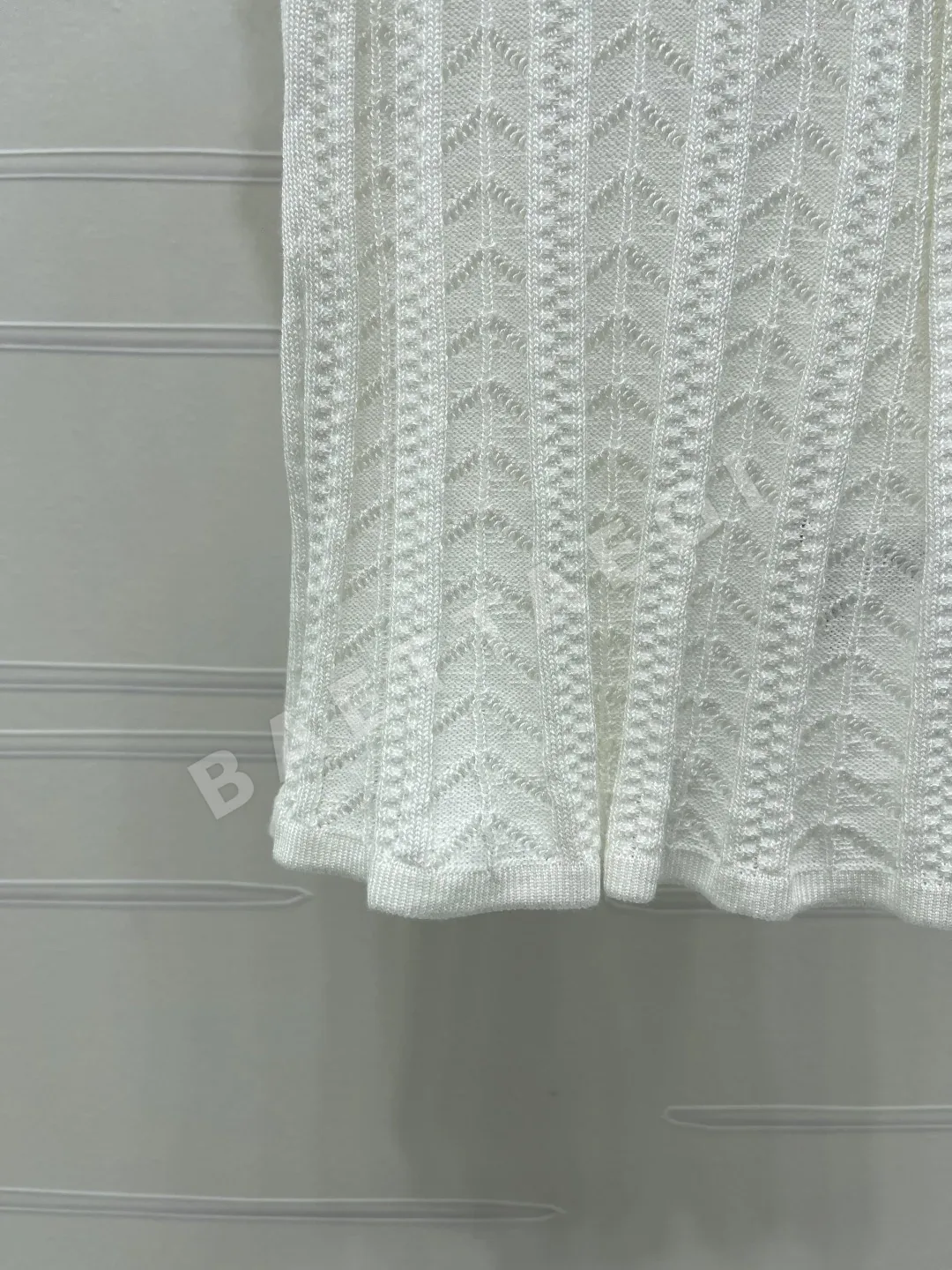 미우미우 아이스 실크 레이스 트림 반팔 니트베스트 상세 이미지 5