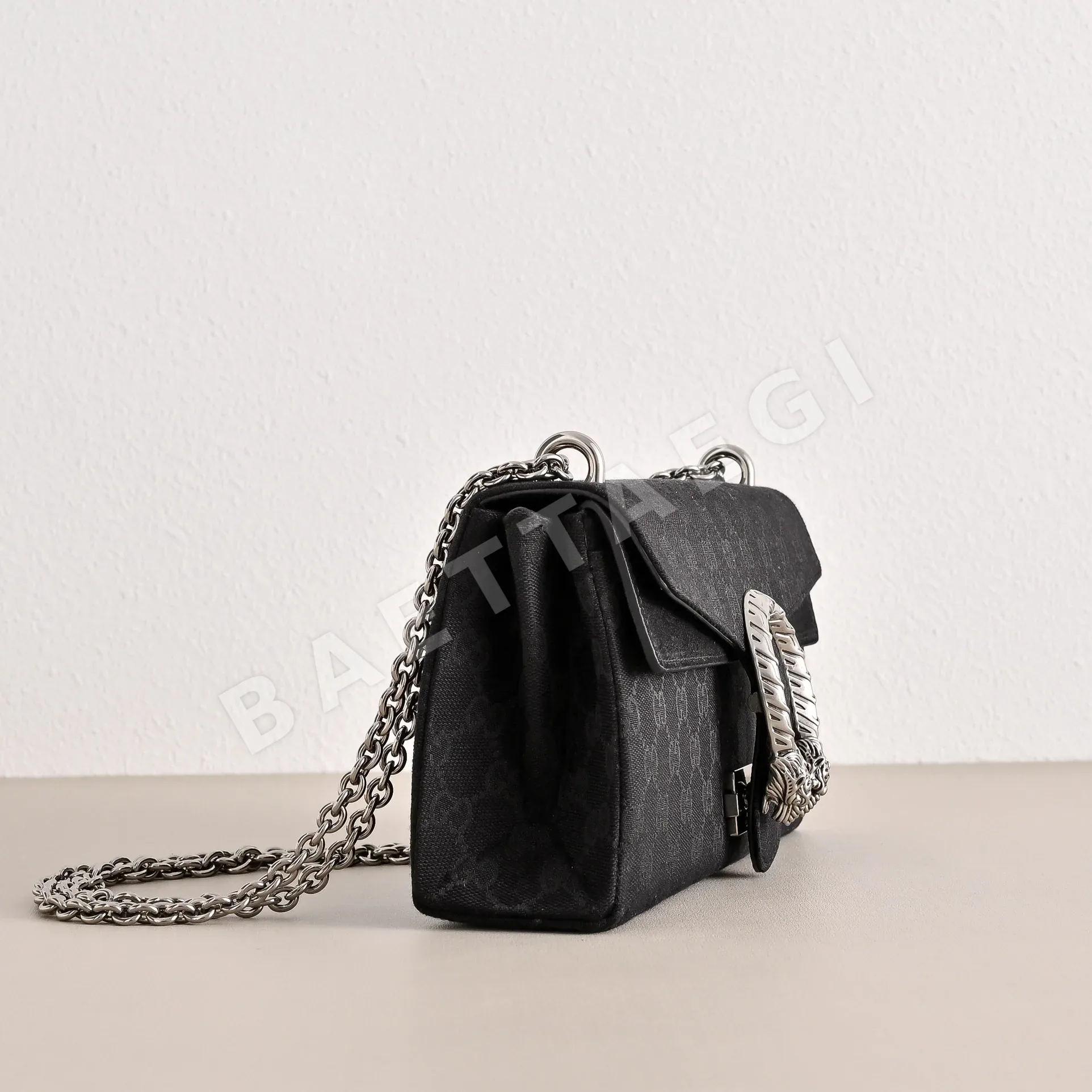 구찌 디오니소스 미디엄 숄더백 874735 상세 이미지 2