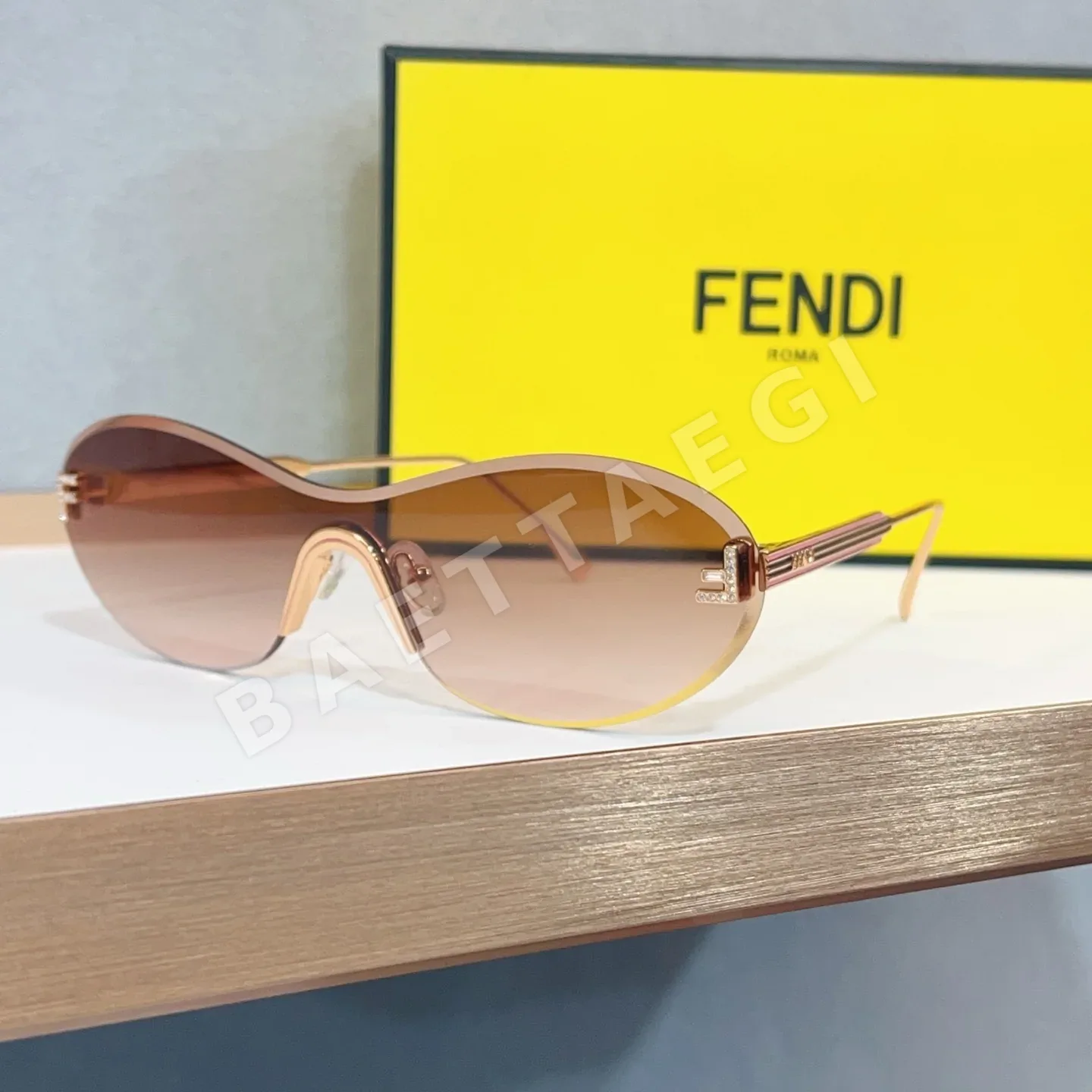 펜디 선글라스 74261 Fendi Sunglasses 상세 이미지 3