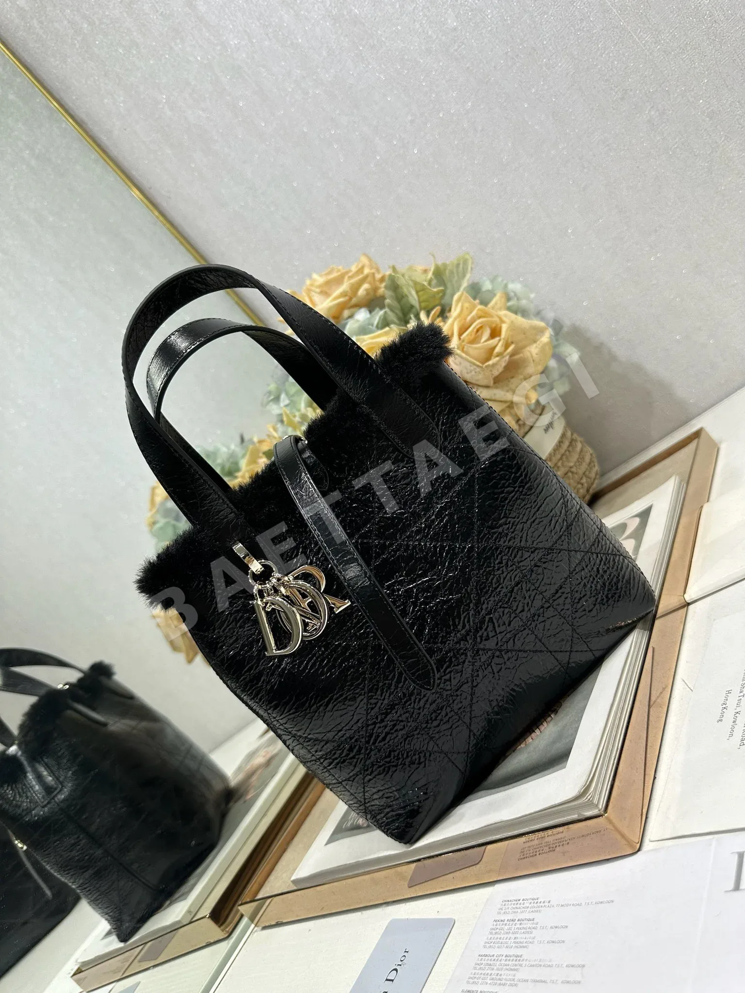 디올 뚜주흐 블랙 램스킨 토트백 196028