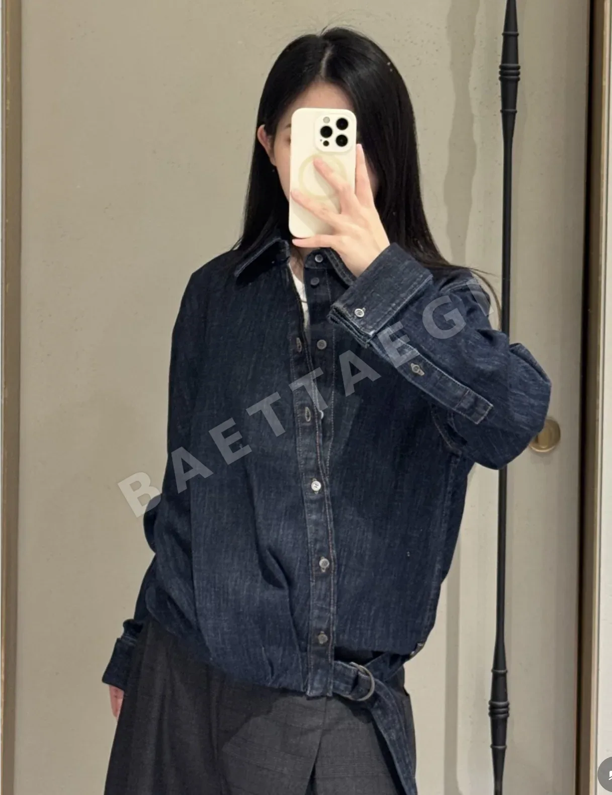 로에베 워시드 데님 크롭 자켓 96701