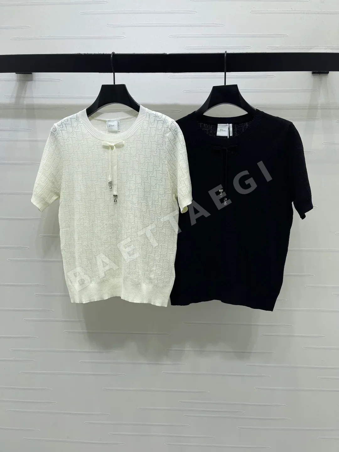 디올 자카드 라운드넥 반팔 니트 탑 116998