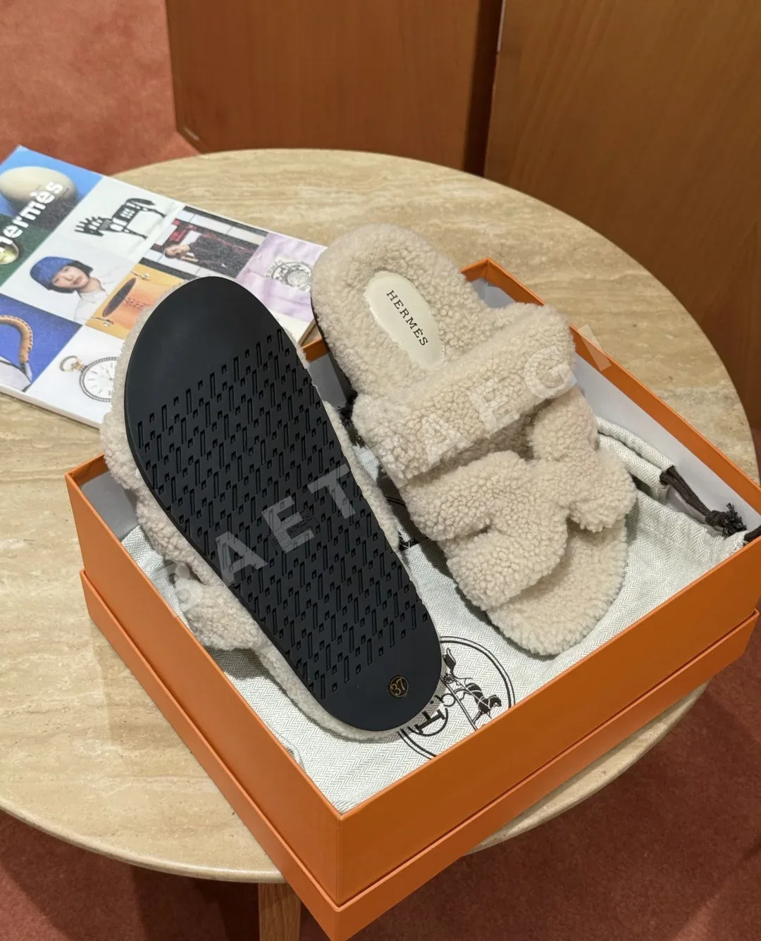 에르메스 시프르 샌들 밀크쉐이크 화이트 램스킨 상세 이미지 4