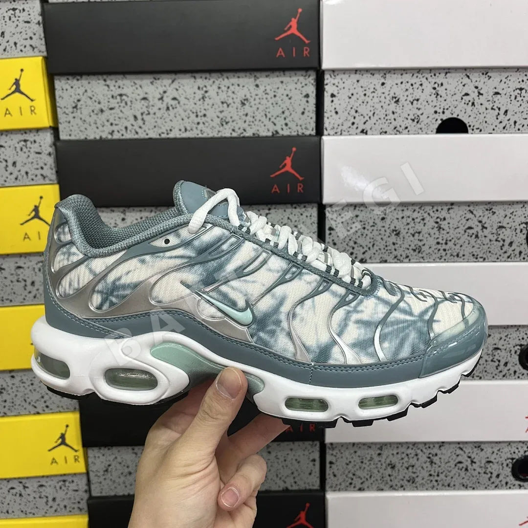나이키 [DF] 에어 맥스 플러스 블루 화이트 FV0394-300 201073 Nike Air Max Plus Origins Waterway 상세 이미지 8