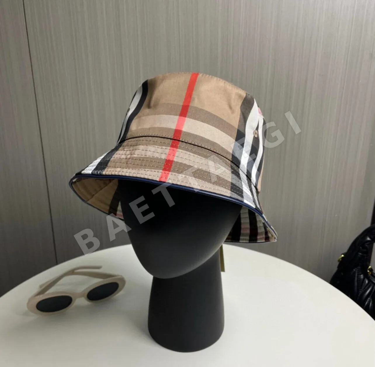 버버리 버킷햇 모자 상세 이미지 4