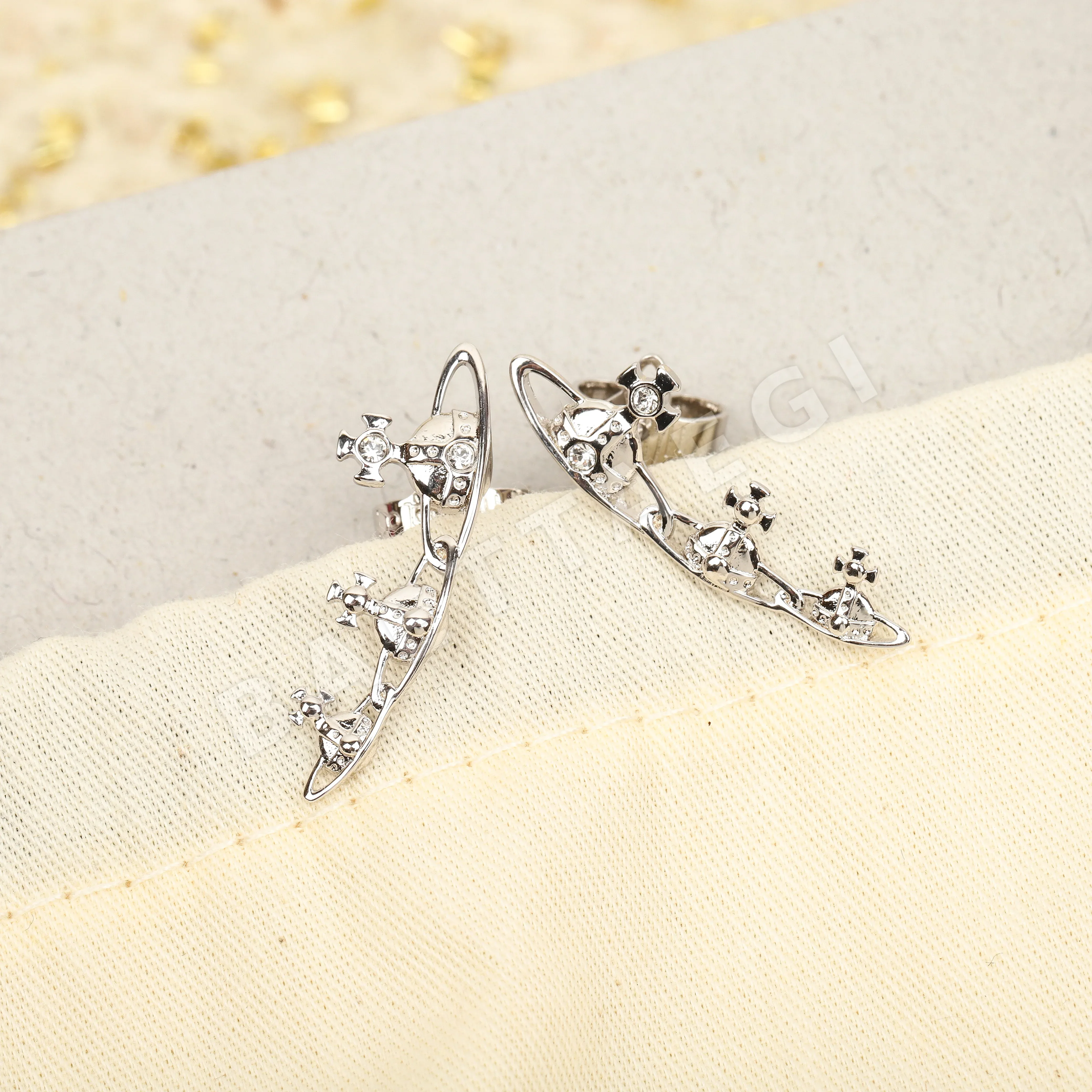 비비안웨스트우드 귀걸이 64917 Vivienne Westwood Earrings 상세 이미지 8