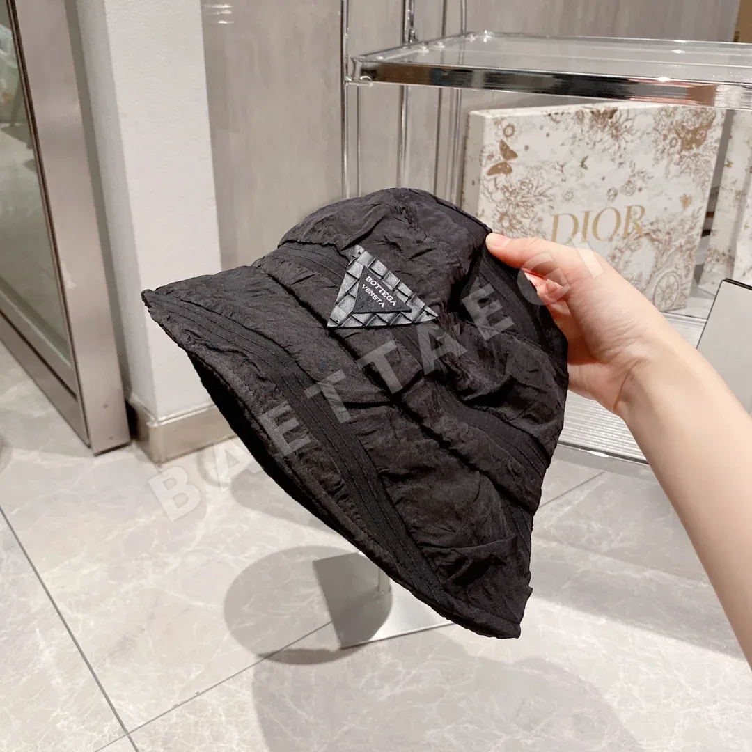 보테가베네타 심플 디자이너 버킷 햇 모자 상세 이미지 4