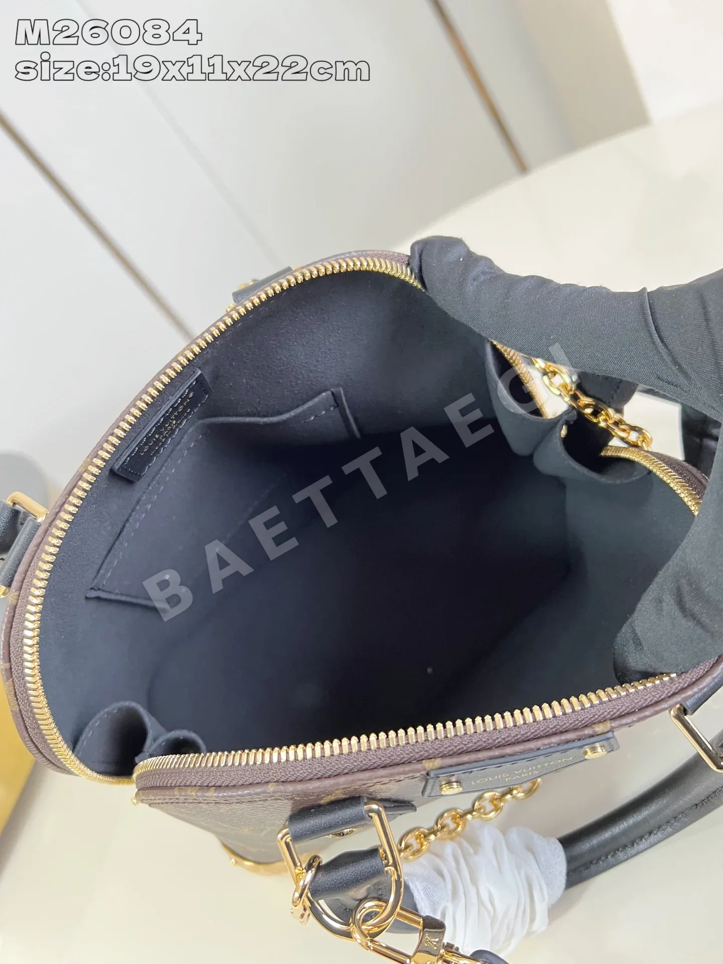 루이비통 알마 BB 핸드백 M26084 상세 이미지 9
