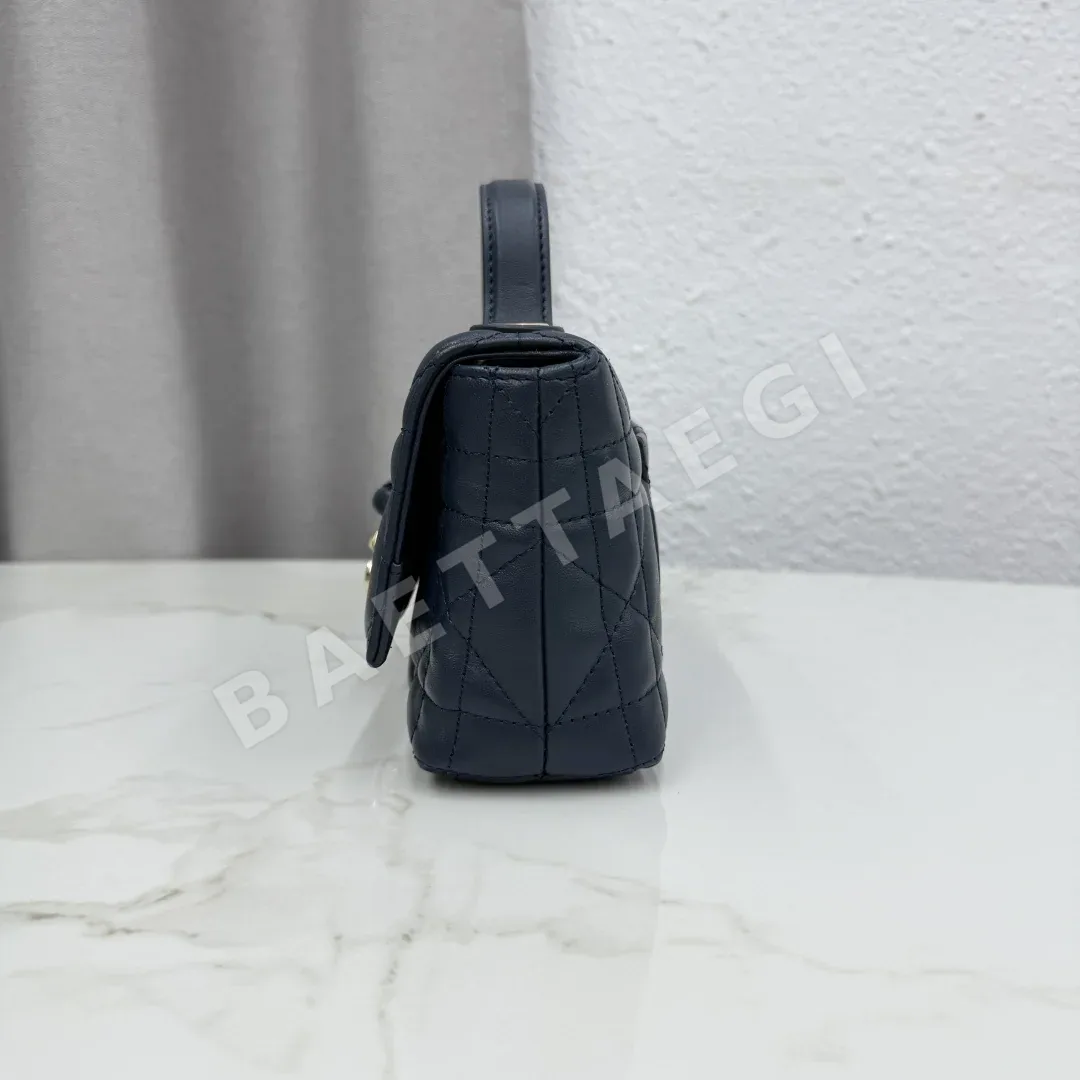 디올 마이탠더 탑핸들 미니 체인 폰 백 상세 이미지 7