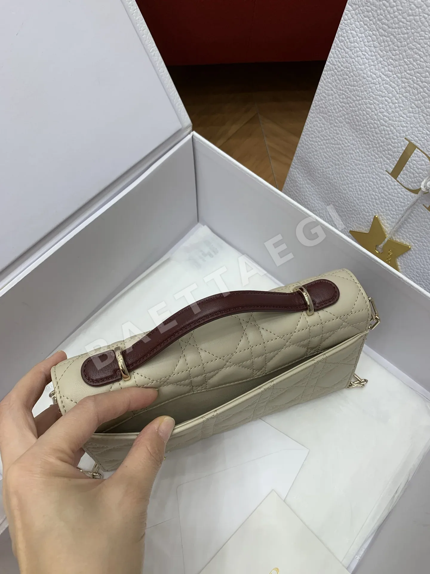 디올 투톤 시프스킨 가방 상세 이미지 3
