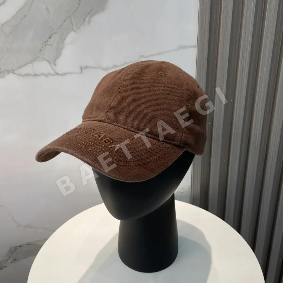 발렌시아가 자수 로고 야구모자 81791