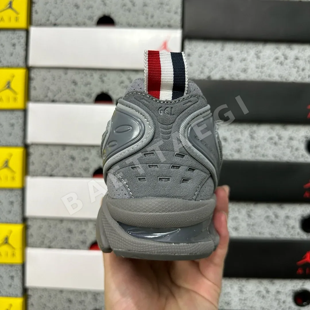 아식스 [ZC] 젤 카야노 14 1203B110-020 200456 Asics Gel-Kayano 14 Thom Browne Grey 상세 이미지 2