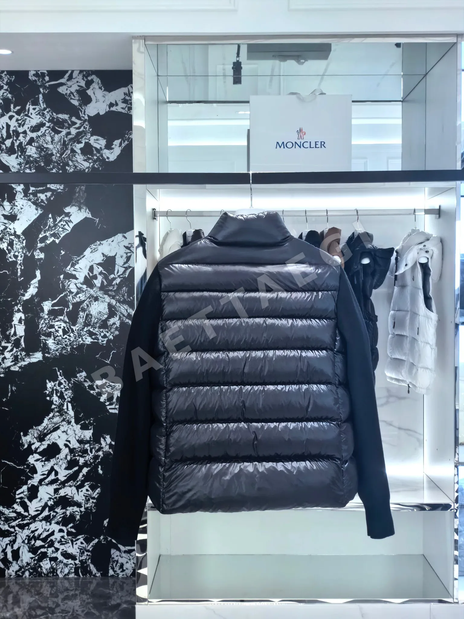 몽클레르 여성 패딩 203470 Moncler Padding 상세 이미지 2