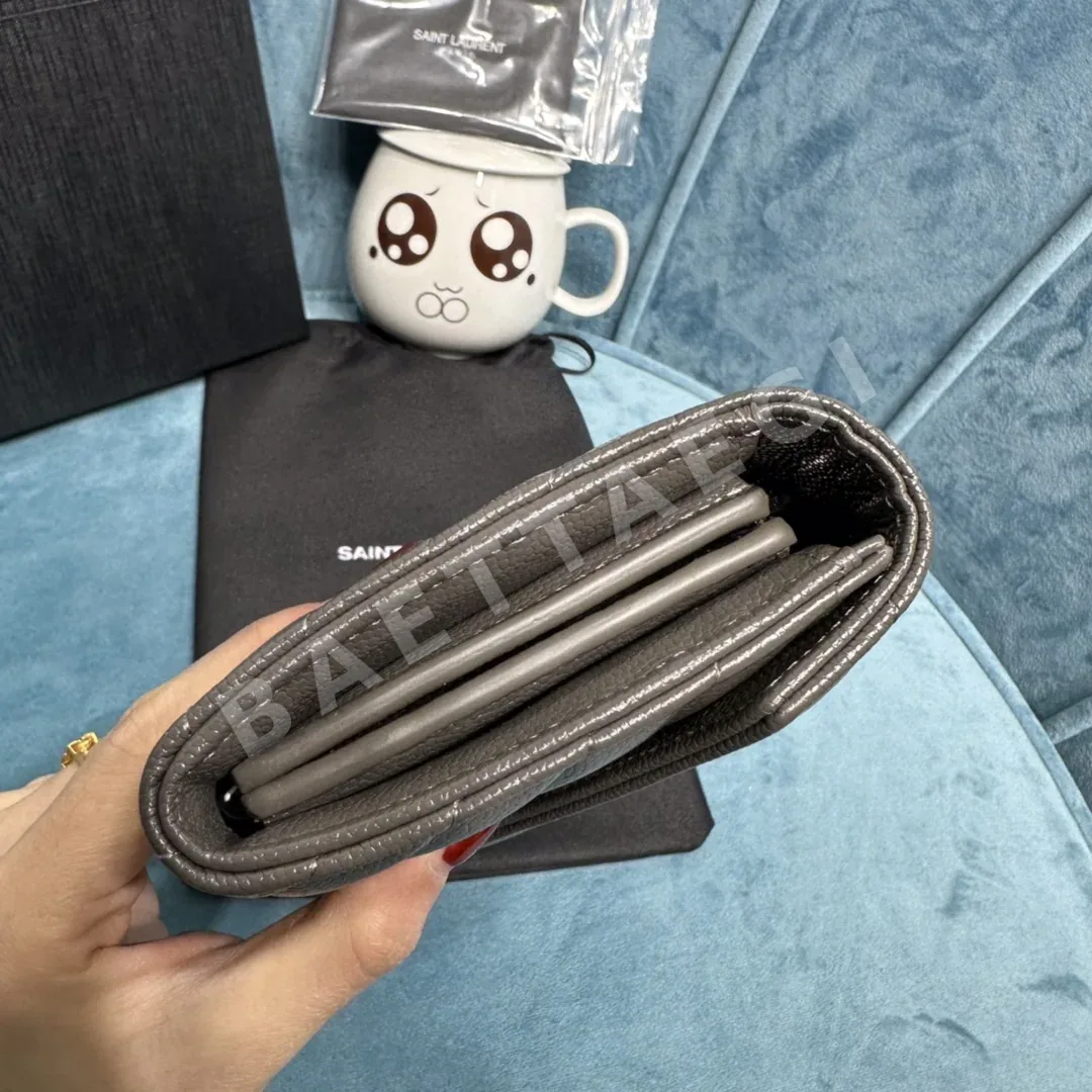 생로랑 캐비어 가죽 스냅 장지갑 372264 상세 이미지 6