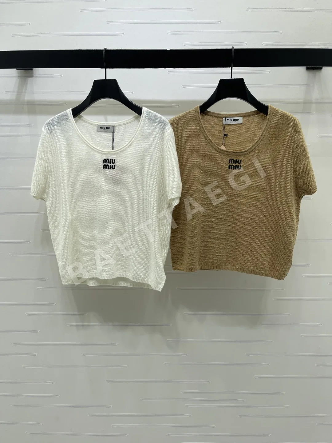 미우미우 U넥 울 니트 반팔 탑 154675