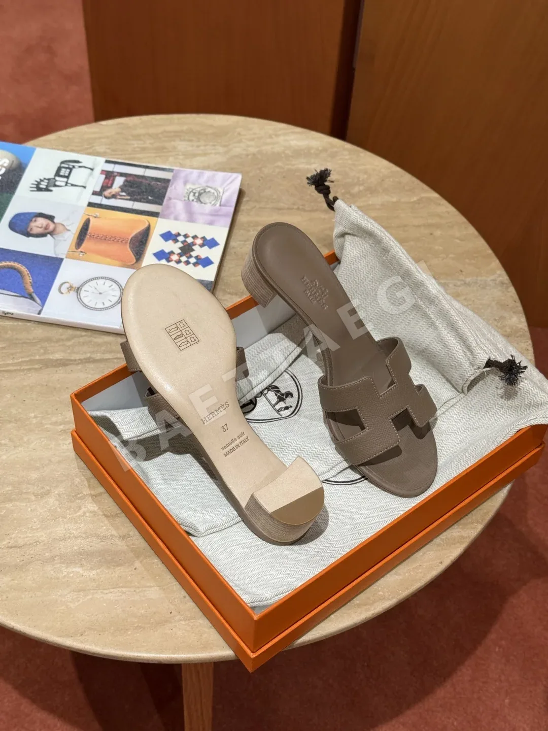 에르메스 오아시스 샌들 여성 엘리펀트 그레이 가죽 상세 이미지 7