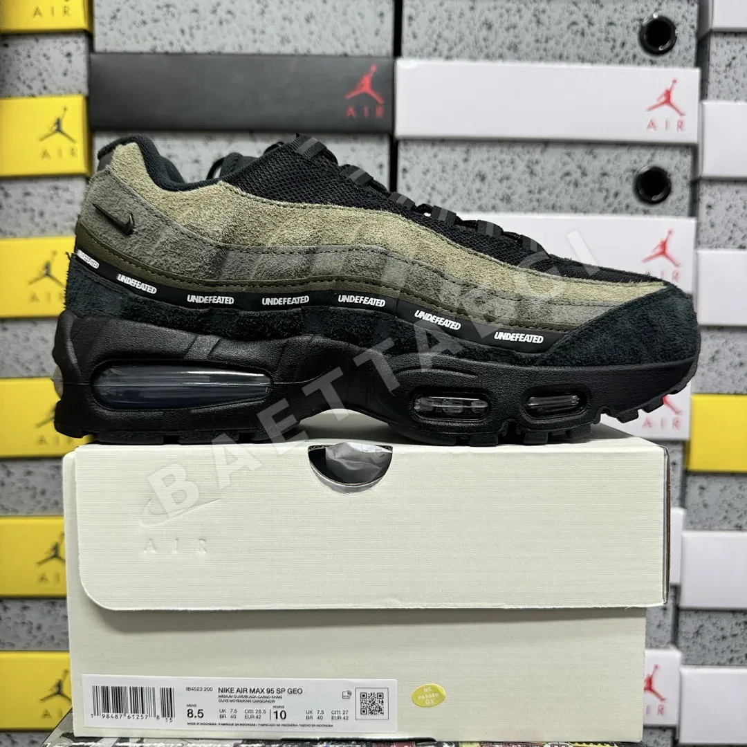 나이키 [GX] 에어 맥스 95 SP IB4523-200 201318 Nike Air Max 95 SP Undefeated Geo La Brea