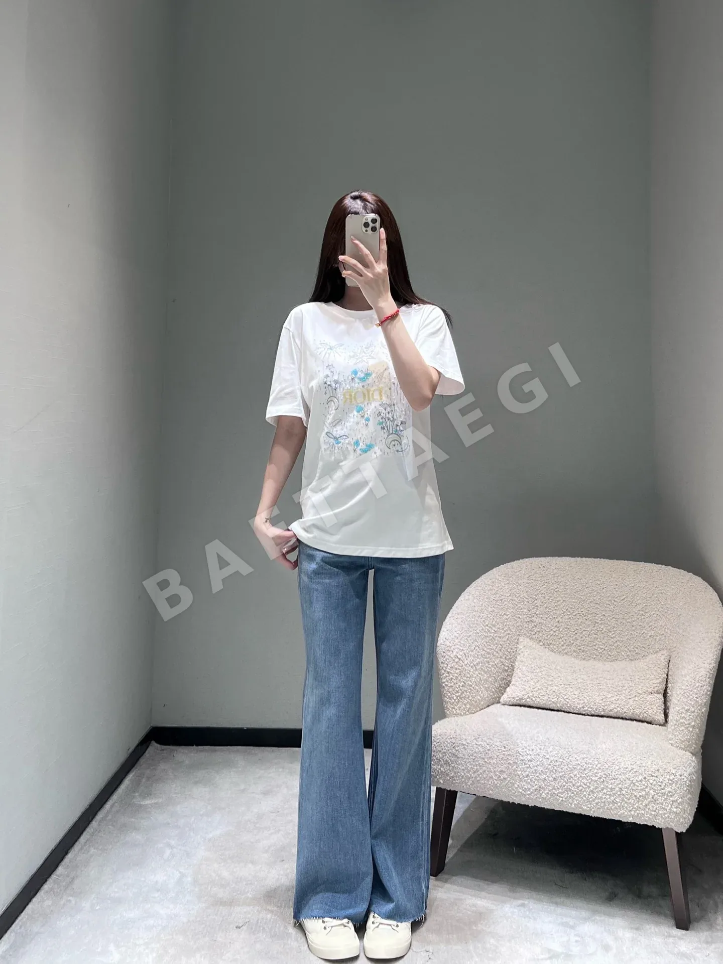디올 별하늘 자수 여성 반팔 티셔츠 상세 이미지 4