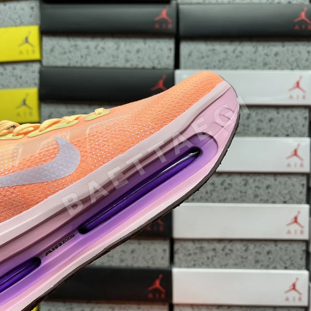 나이키 [CG] 보메로 프리미엄 HM5973-801 201992 Nike Vomero Premium Tangerine Tint Pink Foam 상세 이미지 3