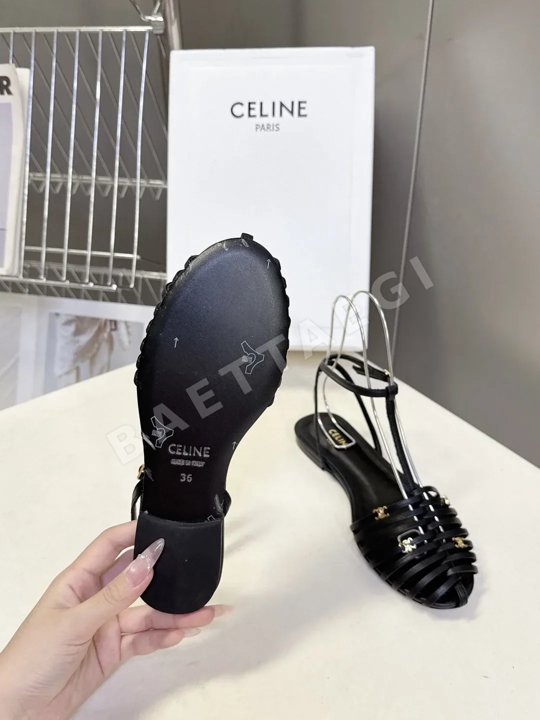 셀린느 꼬임 케이지 클로즈드토 샌들 상세 이미지 9