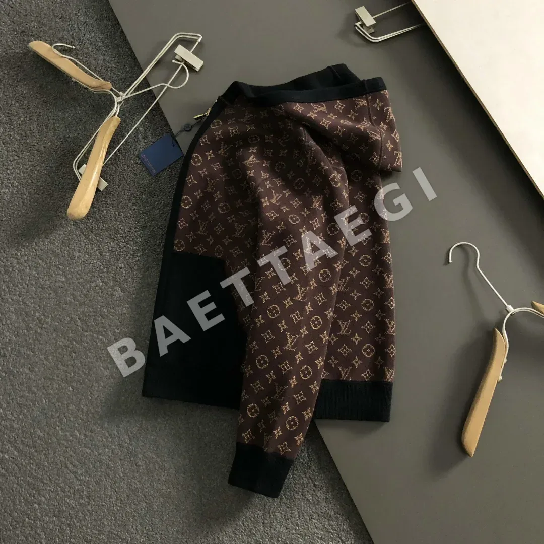 루이비통 브라운 모노그램 니트 리버시블 자켓 상세 이미지 1