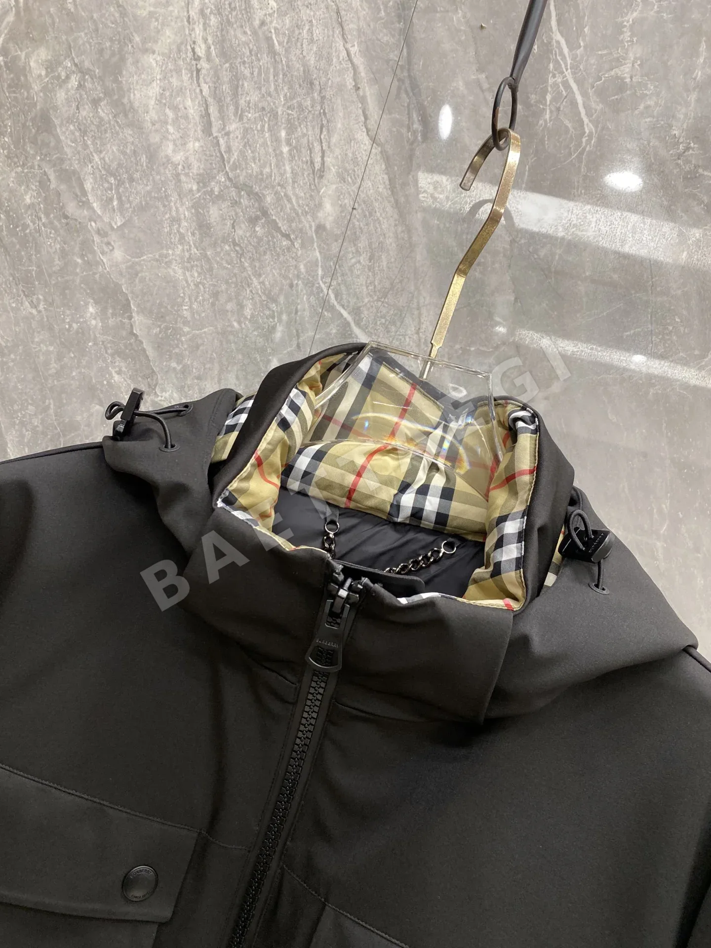 버버리 구스 다운 남성 패딩 재킷 상세 이미지 6