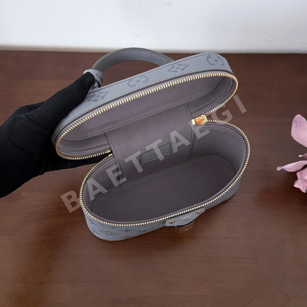 루이비통 모노그램 화장품 파우치 M12427 상세 이미지 10