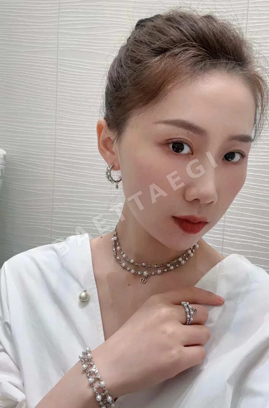 디올 D 더블 레이어 비즈 귀걸이 상세 이미지 3