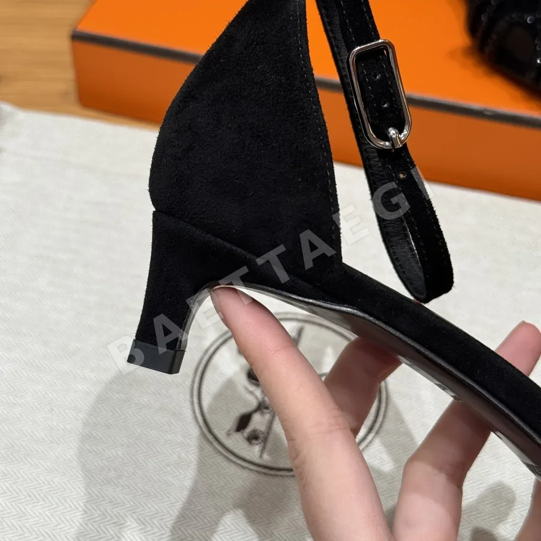 에르메스 조이 40 샌들 블랙 스웨이드 상세 이미지 5