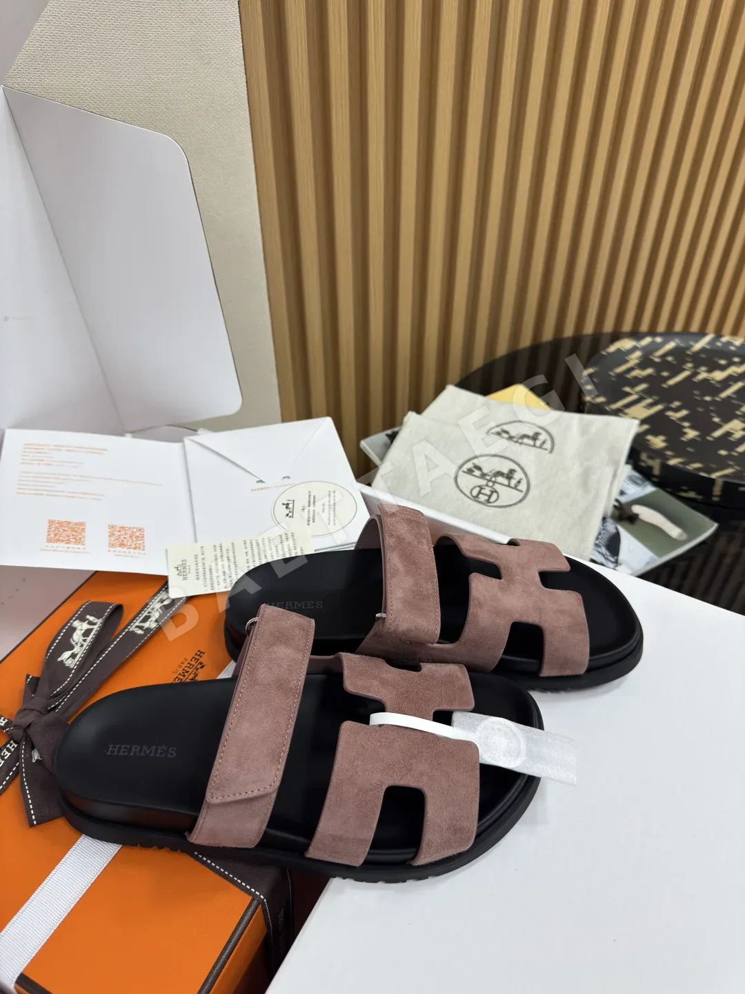 에르메스 시프레 기능성 스웨이드 샌달 상세 이미지 5