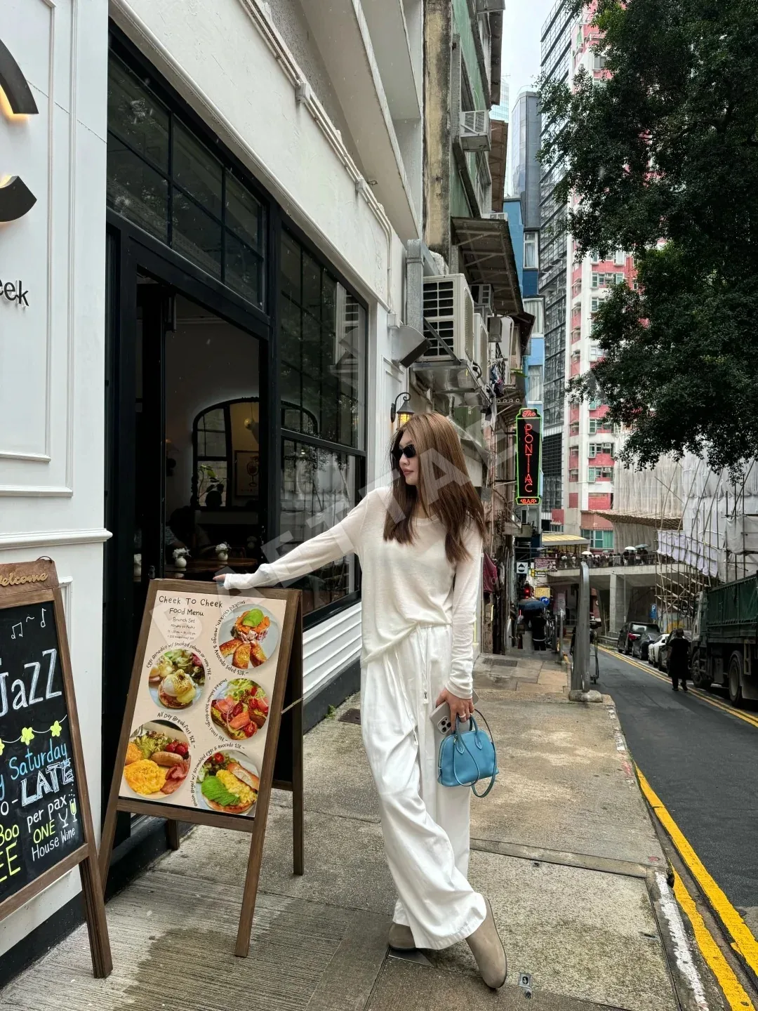 에르메스 클래식 볼리드 미니 숄더백 상세 이미지 5