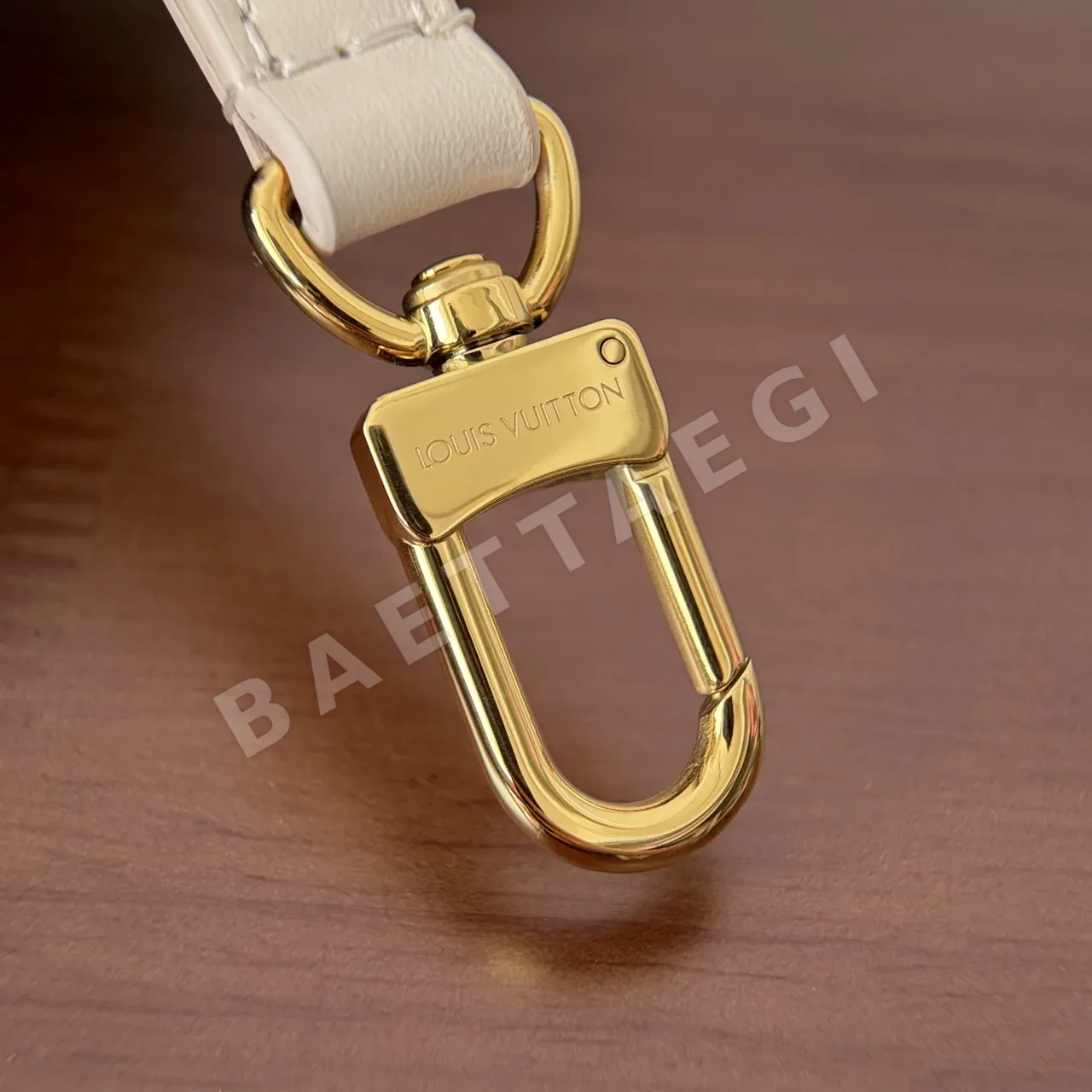 루이비통 모노그램 엠보싱 토트백 M11394 상세 이미지 6