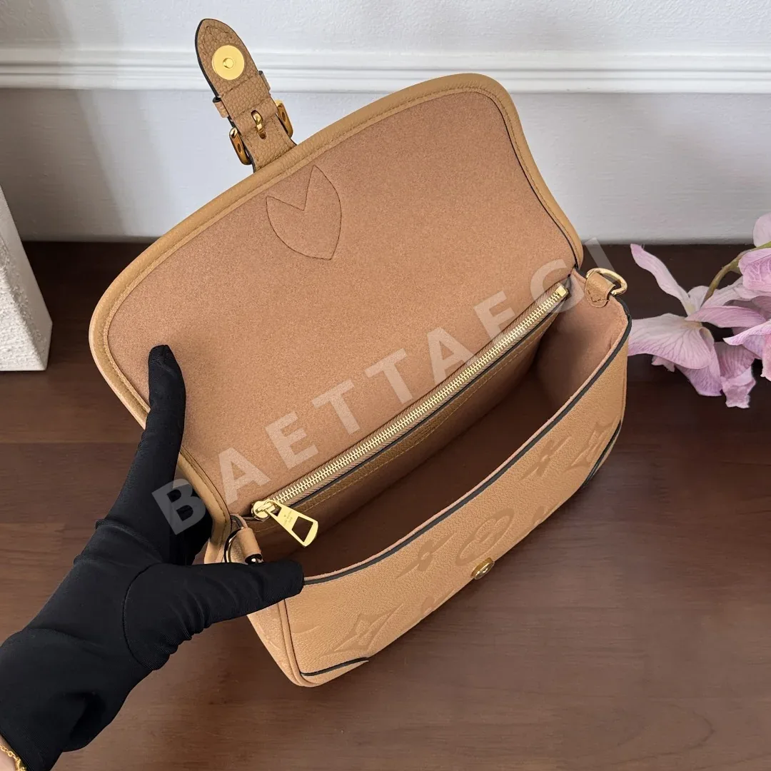 루이비통 바게트 가방 M11817 상세 이미지 10