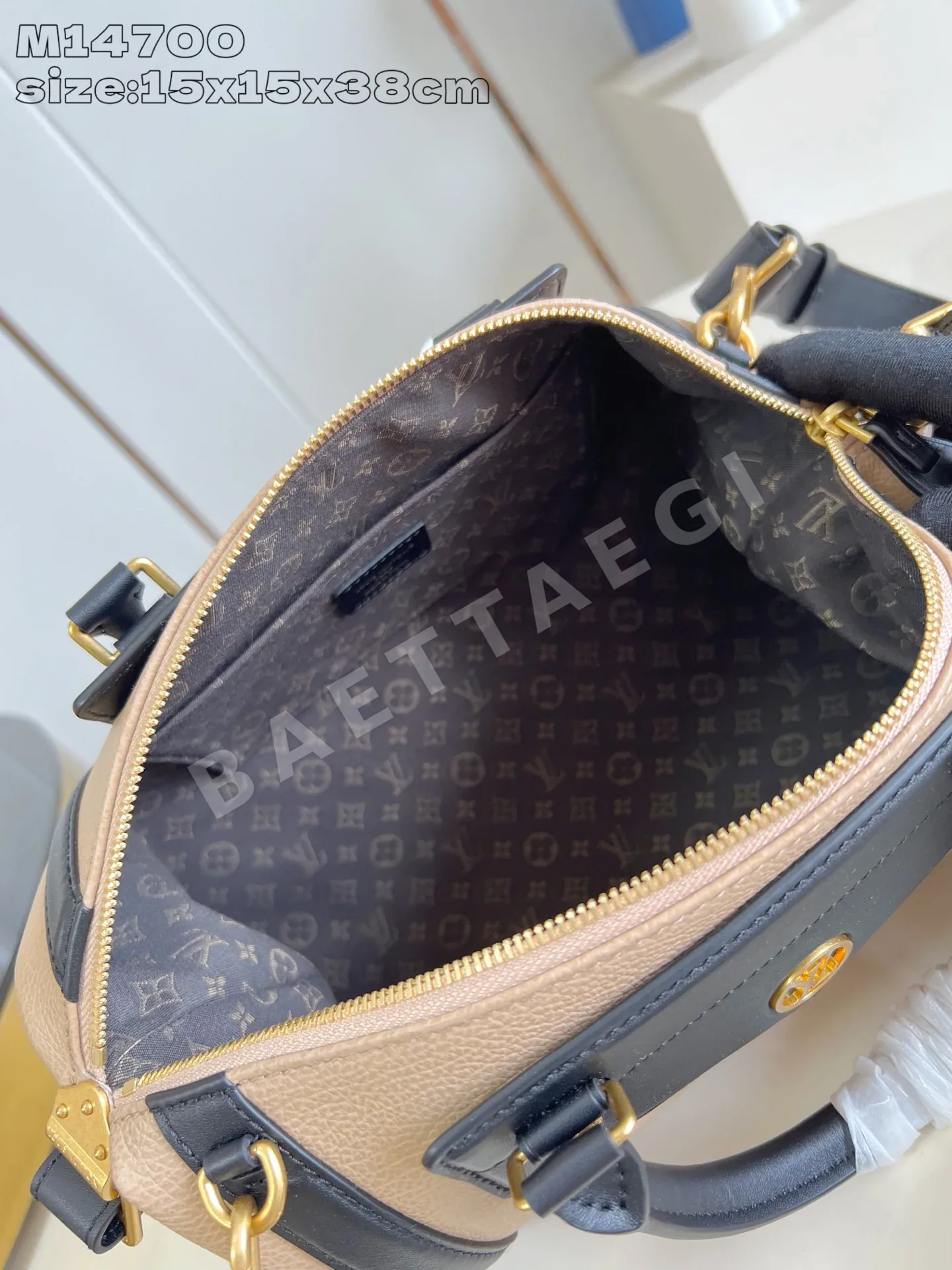 루이비통 LV 바이커 미디엄 핸드백 M14700 상세 이미지 8