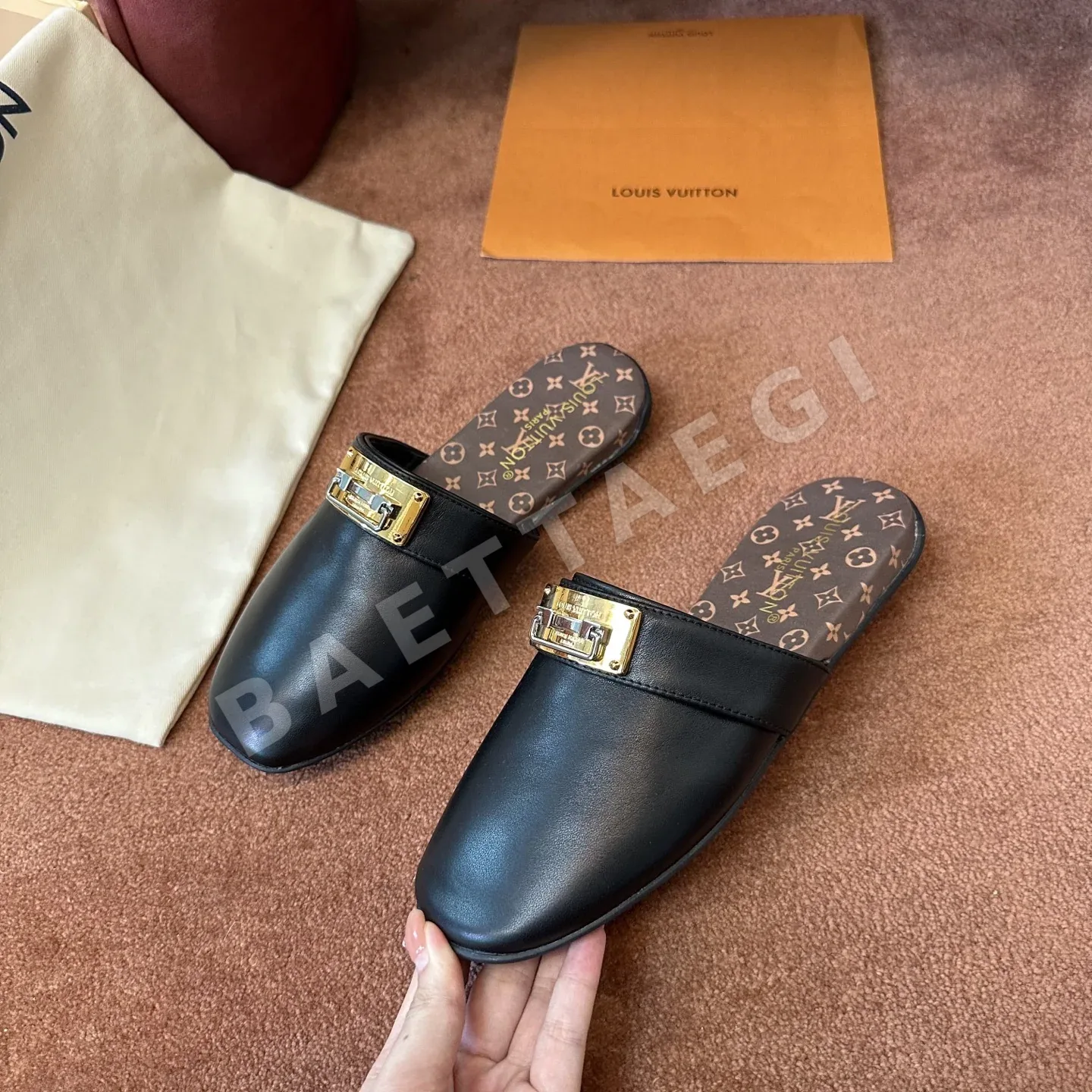 루이비통 헤이븐 플랫 클로즈드 뮬 상세 이미지 6