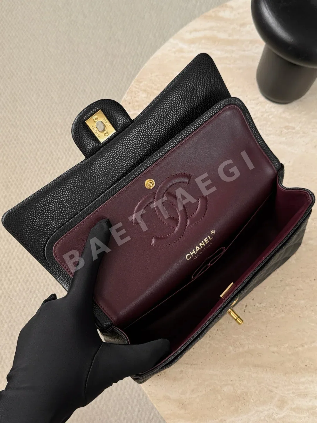 샤넬 블랙 금장 가방 33598